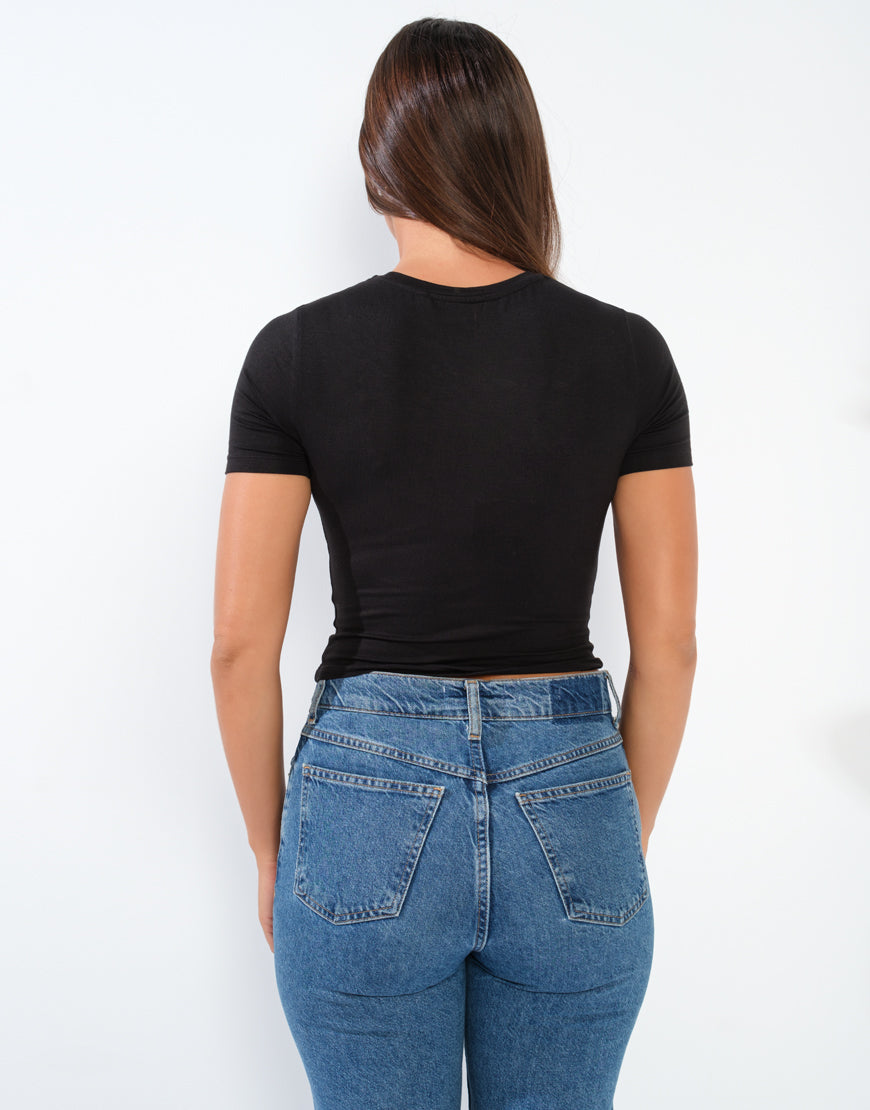 Nomaya Tee