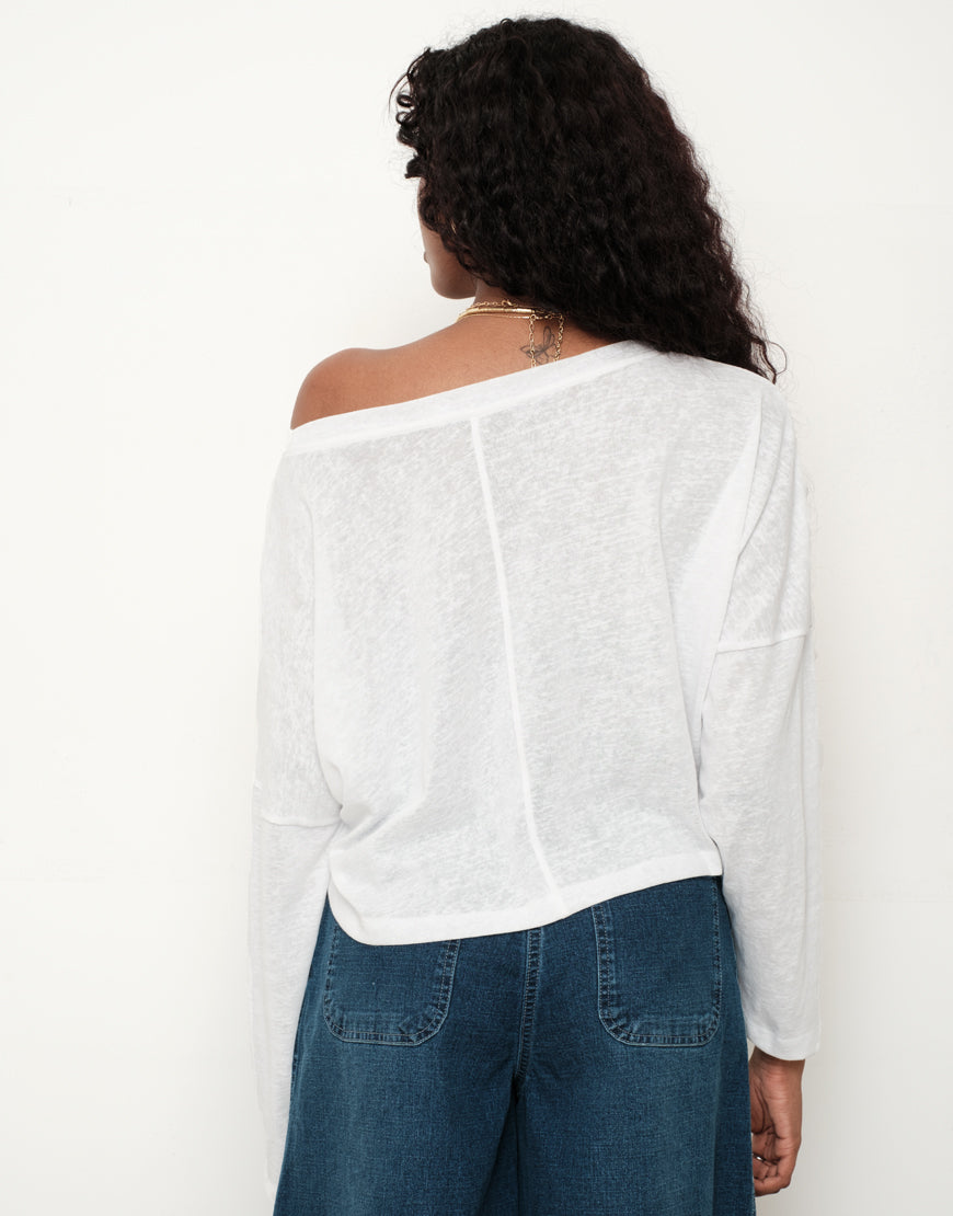 Hyacinth Tee
