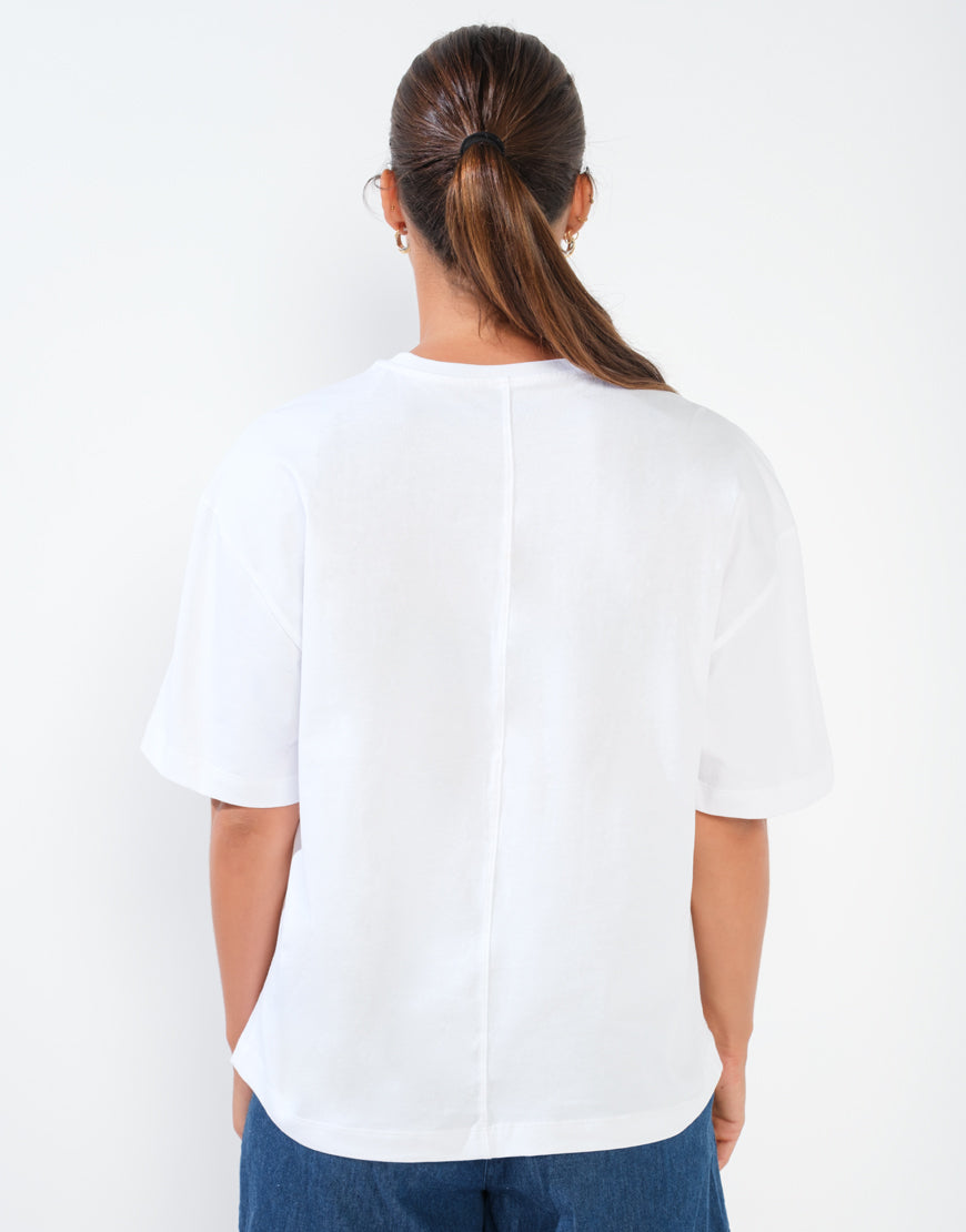 Meera Tee