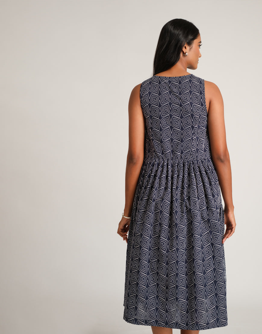 Moni Dress