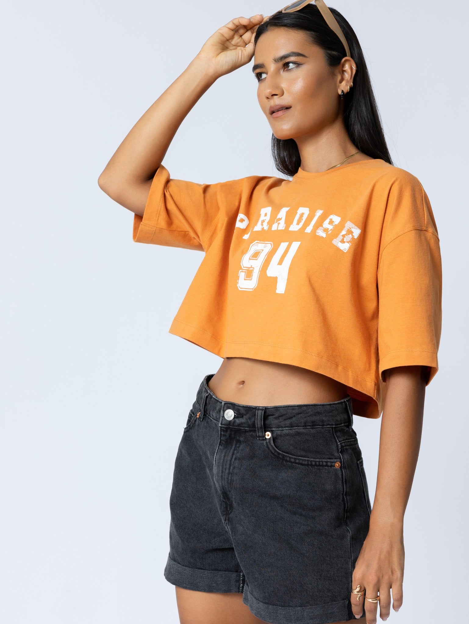 Regina Tee