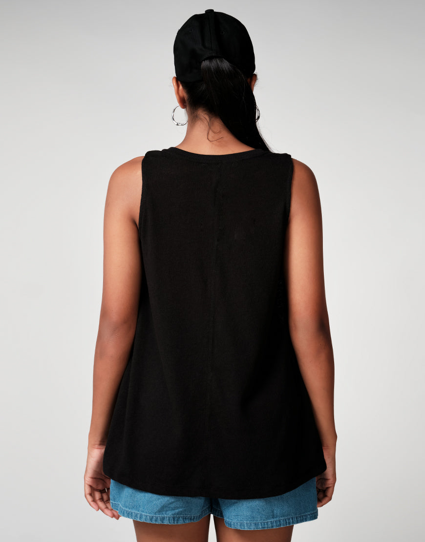 Niyo Tee