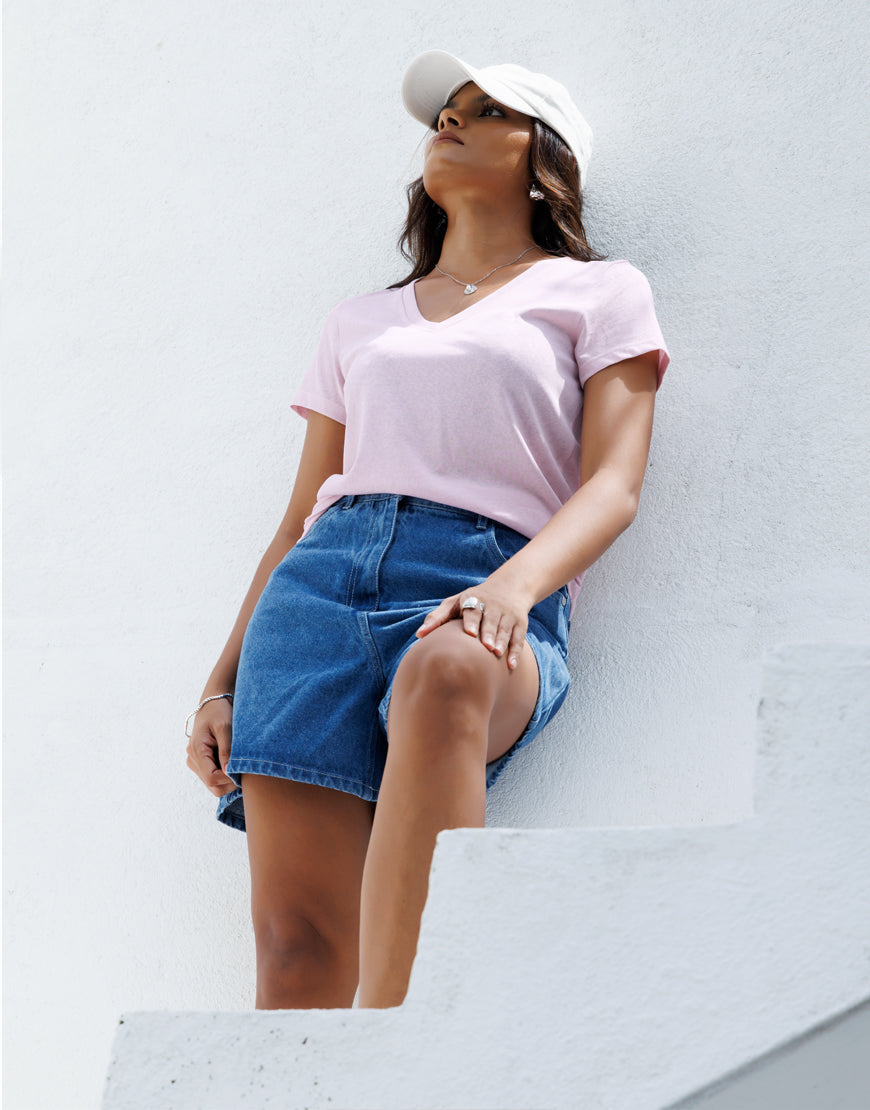 Nakos Tee
