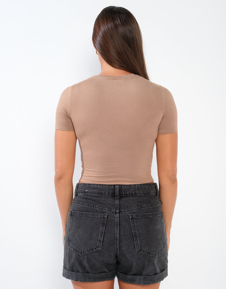 Nomaya Tee