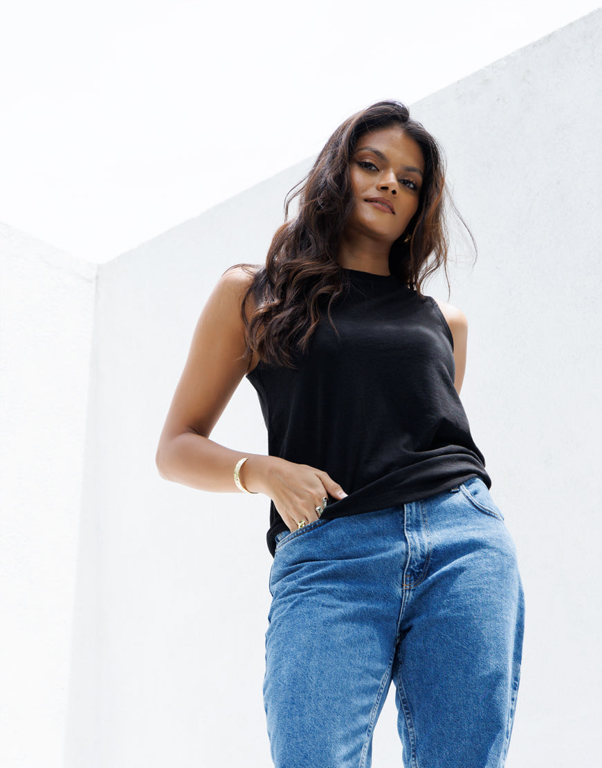 Paros Tee